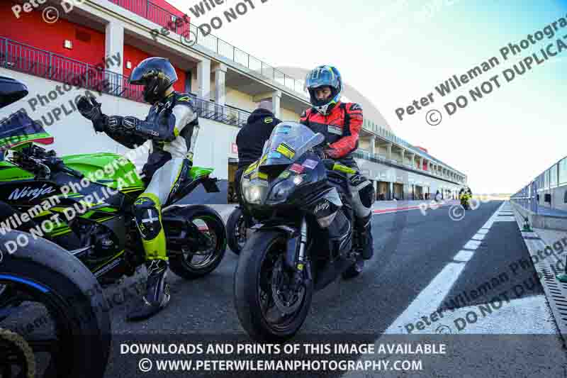 cadwell no limits trackday;cadwell park;cadwell park photographs;cadwell trackday photographs;enduro digital images;event digital images;eventdigitalimages;navarra;no limits trackdays;peter wileman photography;racing digital images;trackday digital images;trackday photos